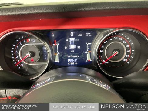 Used 2021 Jeep Gladiator Rubicon AWD/4WD image 49