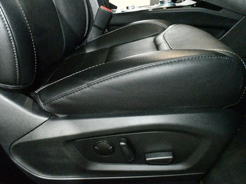 Used 2023 Ford Explorer ST w/ Equipment Group 401A AWD/4WD image 14