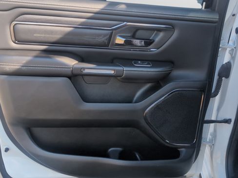 Used 2022 RAM 1500 Limited AWD/4WD image 21