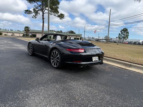 Used 2015 Porsche 911 Carrera S image 6