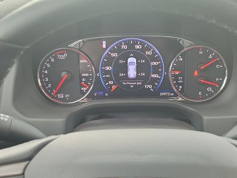 Used 2023 GMC Acadia AT4 w/ Technology Package AWD/4WD image 23