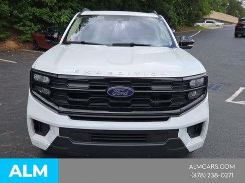 Used 2025 Ford Expedition Active AWD/4WD image 11