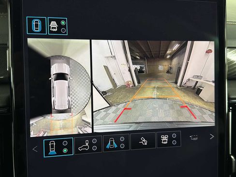 New 2026 GMC Yukon AT4 w/ AT4 Premium Plus Package AWD/4WD image 59