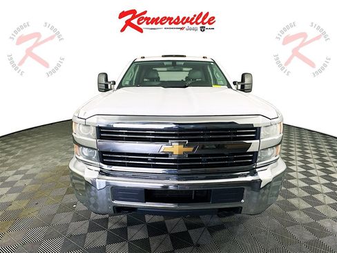 Used 2015 Chevrolet Silverado 3500 W/T image 2