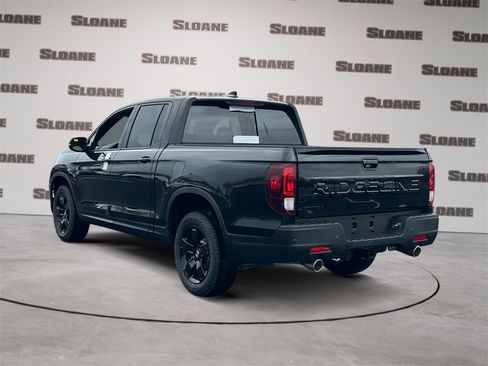New 2026 Honda Ridgeline Black Edition image 3