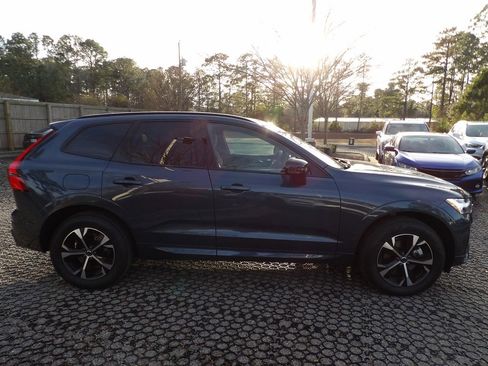 New 2026 Volvo XC60 B5 Core w/ Climate Package image 4