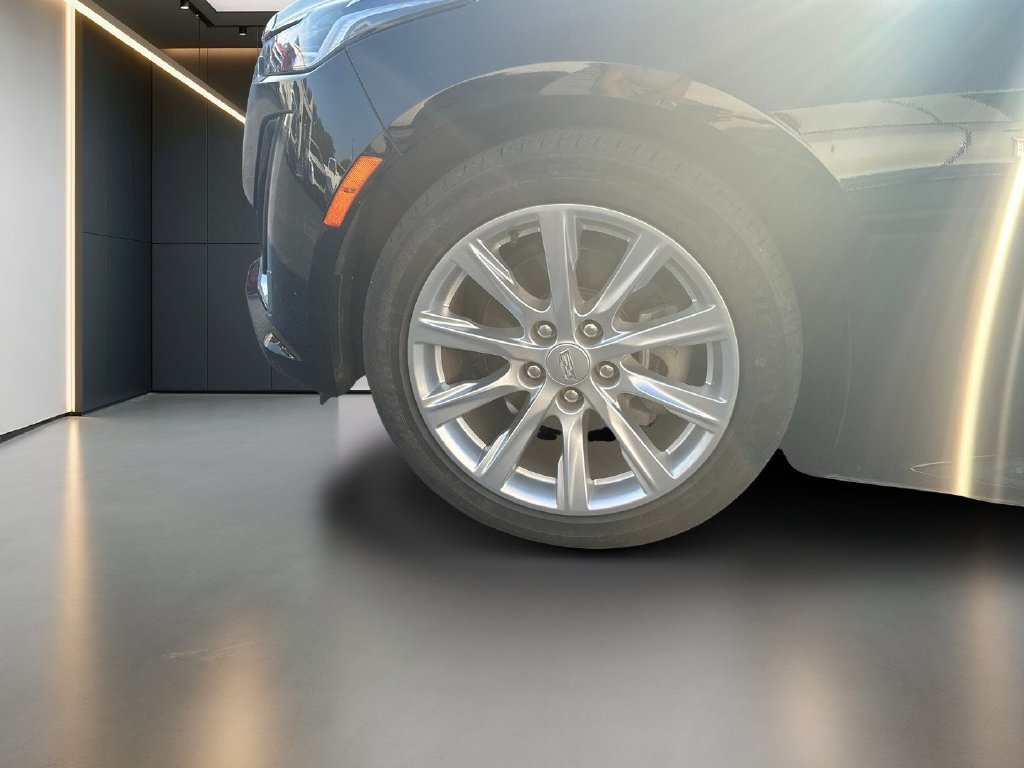 Used 2024 Cadillac CT5 Luxury RWD image 2