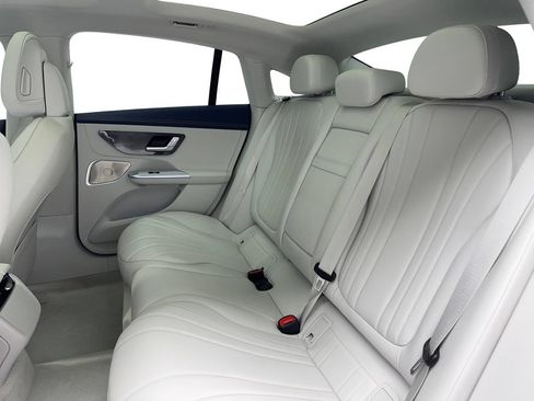 Used 2024 Mercedes-Benz EQE 350+ 4MATIC Sedan image 21