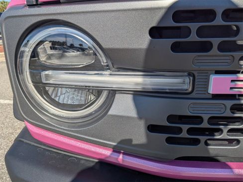 Used 2023 Ford Bronco Badlands w/ Sasquatch Package image 10