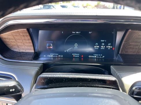 Used 2023 Lincoln Navigator Black Label AWD/4WD image 8