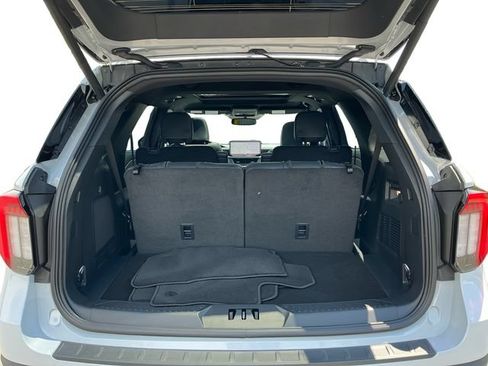Certified 2026 Ford Explorer ST w/ Sun And Sound Package AWD/4WD image 19