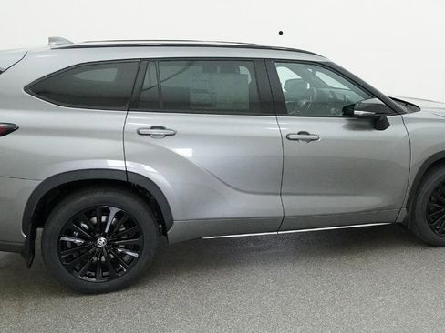 New 2026 Toyota Highlander XSE AWD/4WD image 15