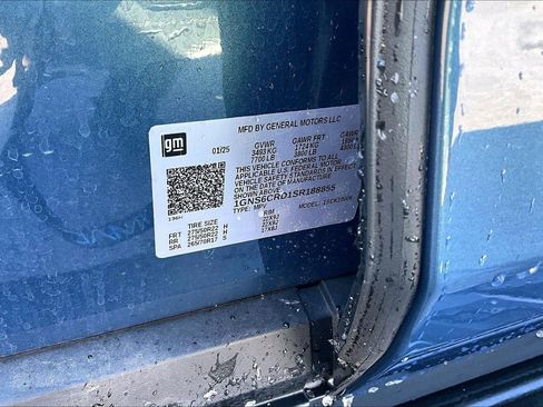 Used 2025 Chevrolet Suburban LT image 28