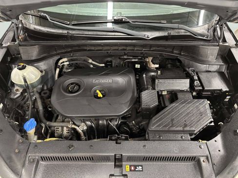Used 2016 Hyundai Tucson SE w/ Option Group 02 AWD/4WD image 8