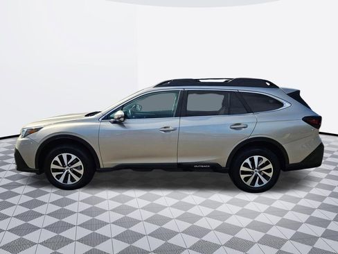 Used 2020 Subaru Outback Premium AWD/4WD image 3
