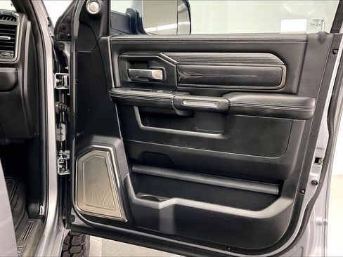 Used 2020 RAM 3500 Limited image 26