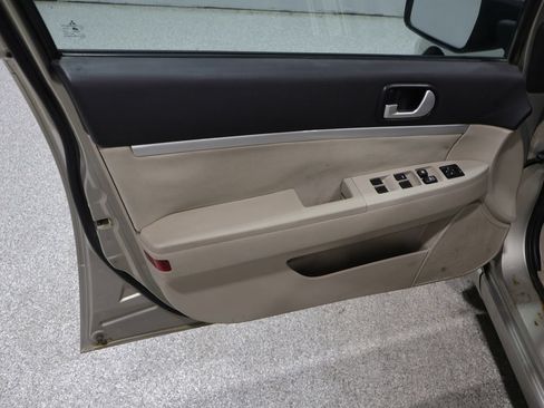 Used 2008 Mitsubishi Galant ES FWD image 11