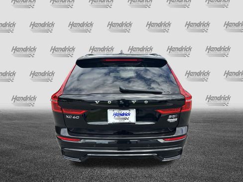 Certified 2025 Volvo XC60 B5 Plus image 44