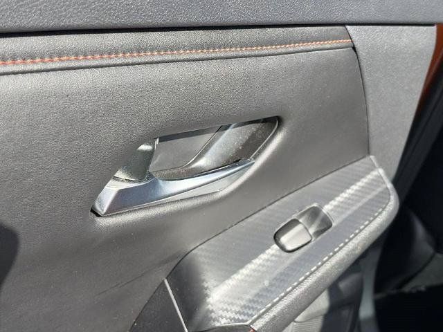 Certified 2025 Nissan Sentra SR w/ SR Premium Package FWD image 27
