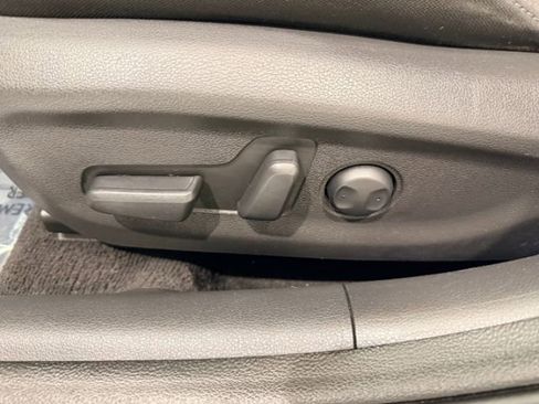 Used 2018 Hyundai Elantra GT w/ Style Package 02 FWD image 27