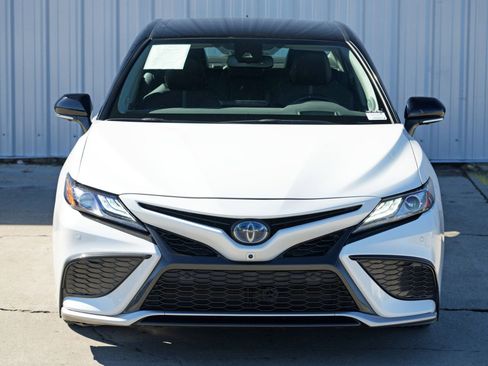 Used 2023 Toyota Camry XSE w/ Navigation Package image 44