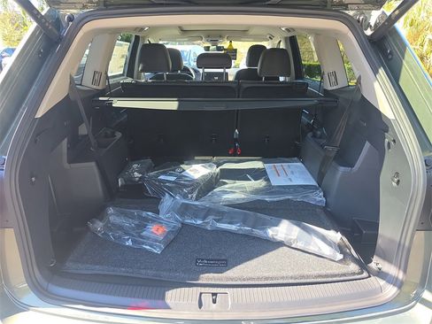 New 2026 Volkswagen Atlas SEL image 8