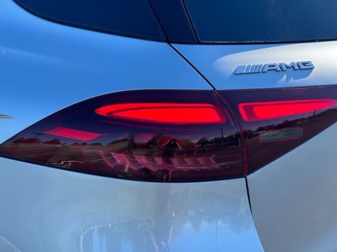 New 2025 Mercedes-Benz GLE 53 AMG AMG  53 image 12