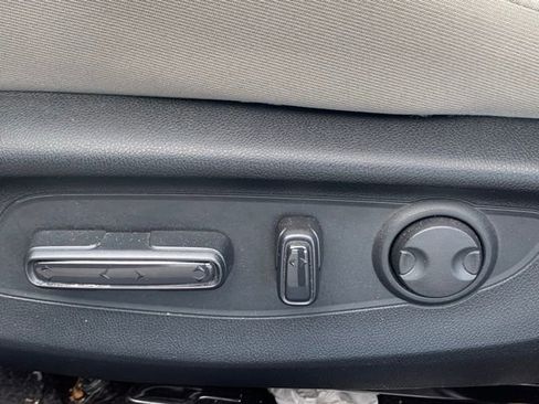 Used 2023 Honda Accord EX image 4