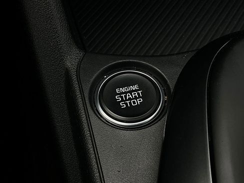 Used 2025 Kia K4 LXS image 25