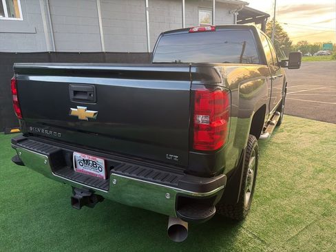 Used 2019 Chevrolet Silverado 2500 LTZ w/ Duramax Plus Package AWD/4WD image 6