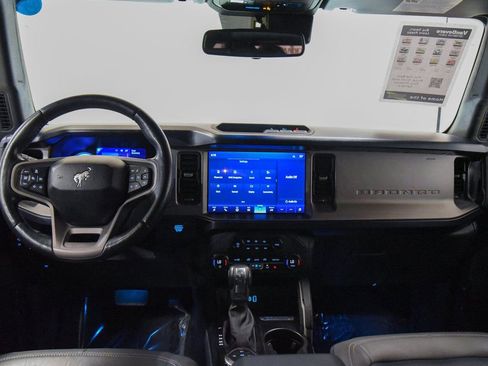 Used 2023 Ford Bronco Outer Banks AWD/4WD image 32