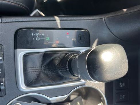 Used 2017 Toyota Highlander Limited w/ Protection Package #3 AWD/4WD image 23