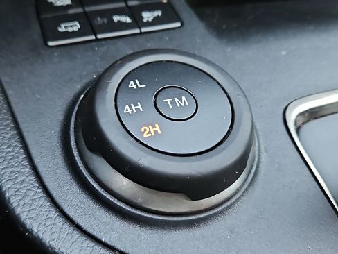 Used 2019 Ford Ranger Lariat w/ Equipment Group 501A Mid image 26