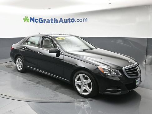 Used 2016 Mercedes-Benz E 350 4MATIC Sedan image 2