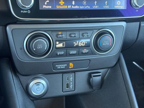 Used 2022 Nissan Leaf S FWD image 18