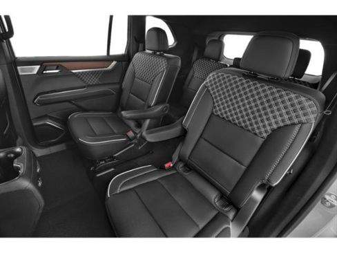 New 2026 GMC Acadia Denali Ultimate AWD/4WD image 16