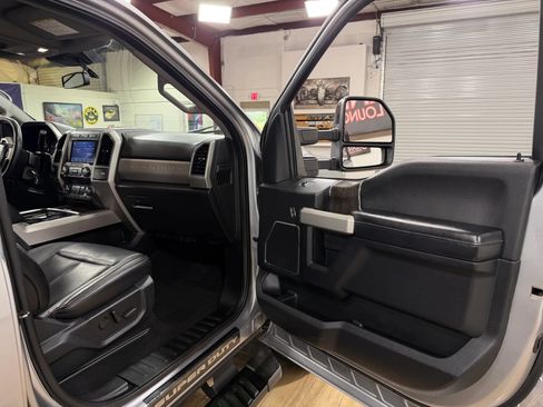 Used 2020 Ford F250 Lariat AWD/4WD image 18