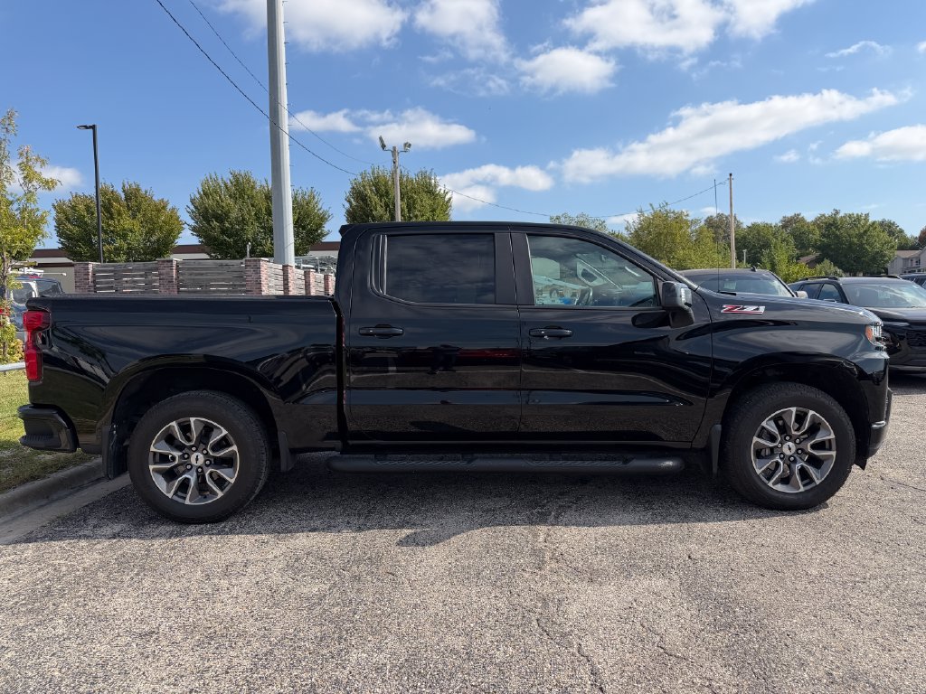Used 2019 Chevrolet Silverado 1500 RST AWD/4WD image 2