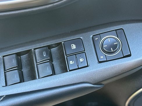 Used 2015 Lexus NX 300h AWD w/ Premium Package image 12