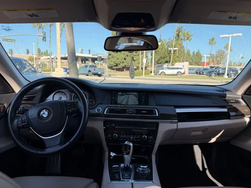 Used 2012 BMW 750Li RWD image 20
