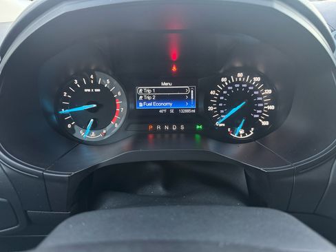 Used 2017 Ford Edge SE image 20