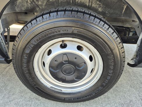 Certified 2020 Ford Transit 350 XL image 4