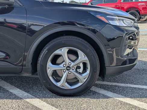 Used 2025 Ford Escape ST-Line FWD image 10