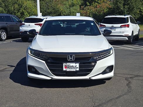 Certified 2022 Honda Accord Sport image 2
