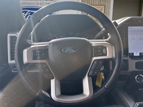 Certified 2022 Ford F350 Lariat w/ Lariat Value Package image 21