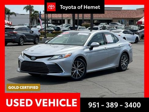 Used 2024 Toyota Camry XLE w/ Navigation Package FWD image 1