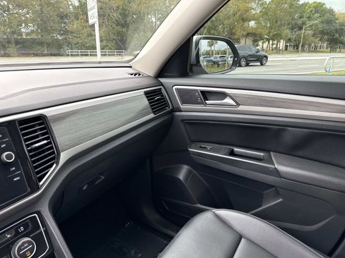 Used 2021 Volkswagen Atlas SEL image 26