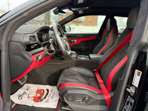 Used 2024 Lamborghini Urus S image 37