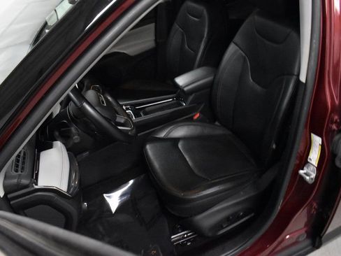 Used 2022 Jeep Compass Limited image 13