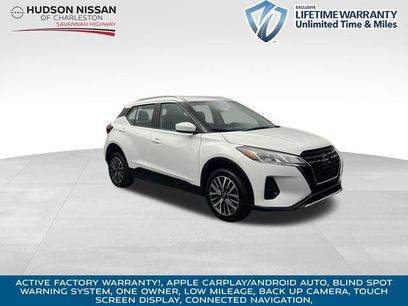 Used 2022 Nissan Kicks SV
